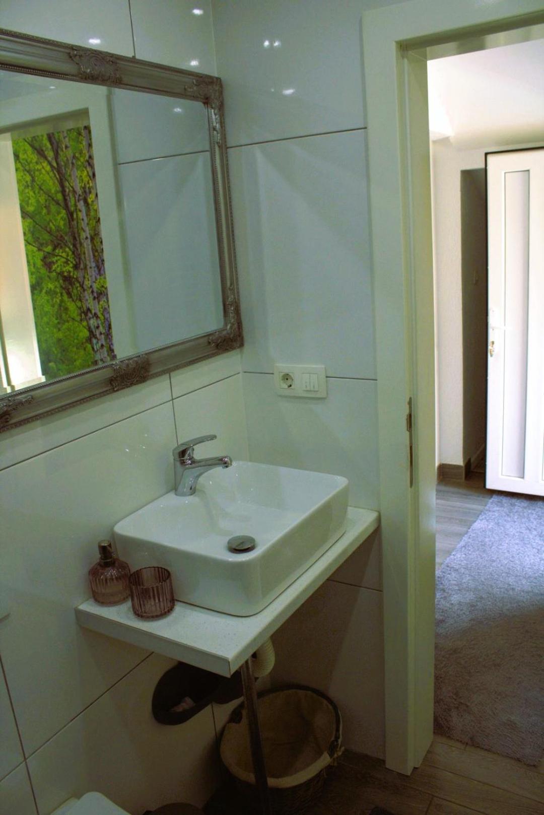 Moonlight Visoko Apartment Bagian luar foto